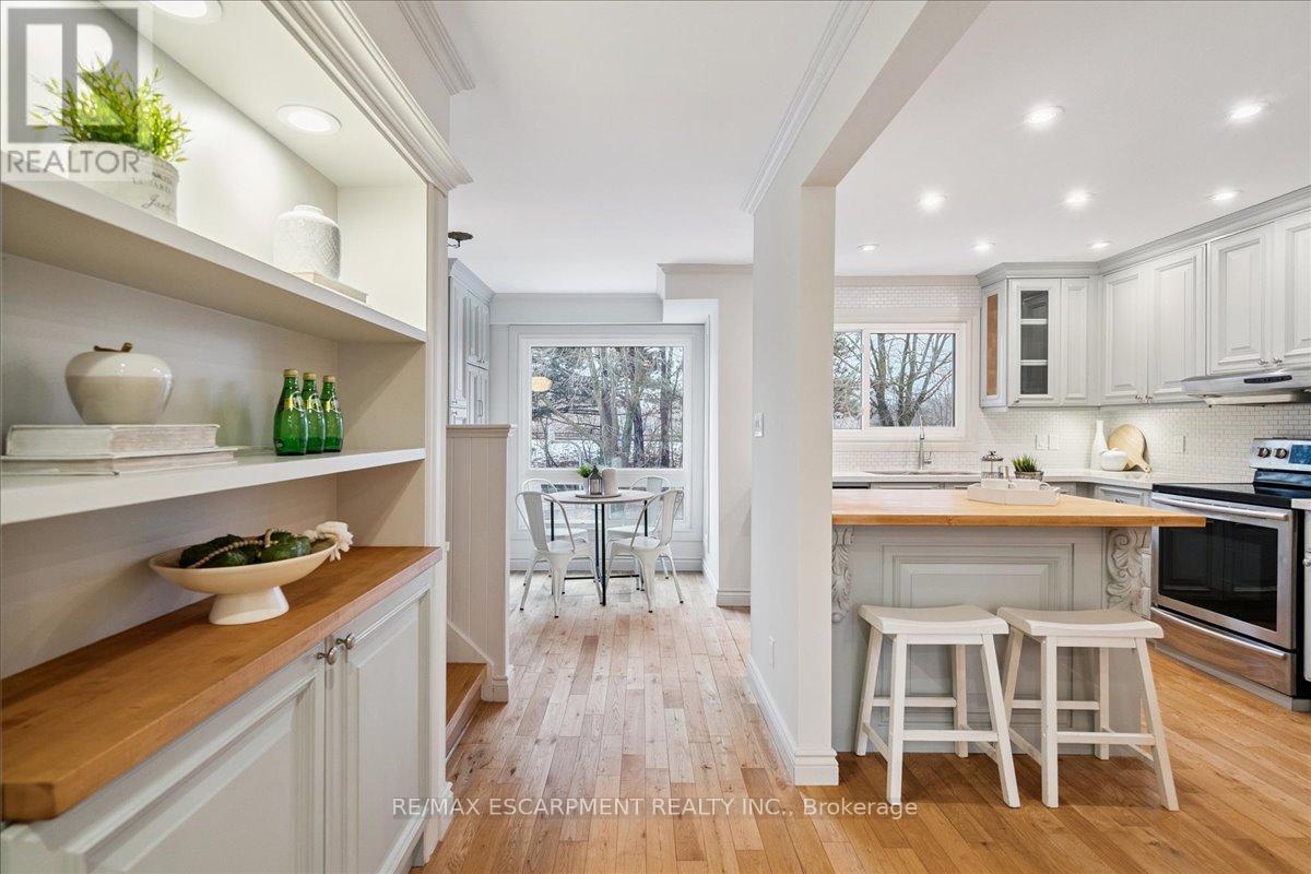 Row / Townhouse for Sale in 80 - 915 INVERHOUSE DRIVE|Mississauga (Clarkson), Ontario L5J4B2 5