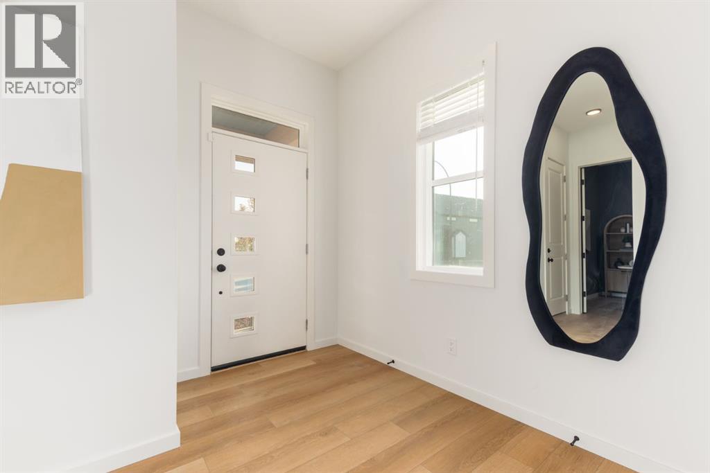 House for Sale in 80 Creekside Path SW|Calgary, Alberta T2X0G7 5