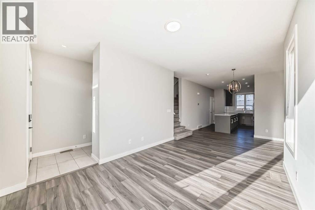 Row / Townhouse for Sale in 70 Homestead Boulevard NE|Calgary, Alberta T3J2H1 3