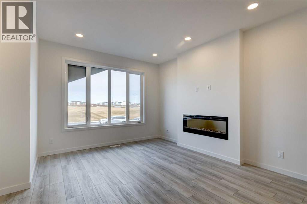 Duplex for Sale in 37 Setonvista Gate SE|Calgary, Alberta T3M4H8 3