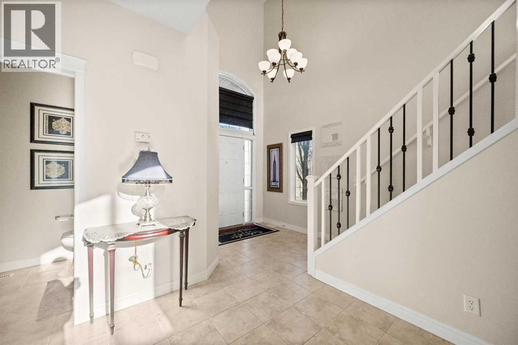 House for Sale in 5 Cranarch Way SE|Calgary, Alberta T3M0S7 5