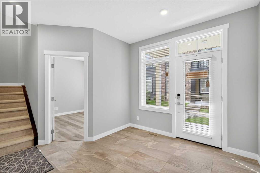 Row / Townhouse for Sale in 405 Wentworth Row SW|Calgary, Alberta T3H1W7 4