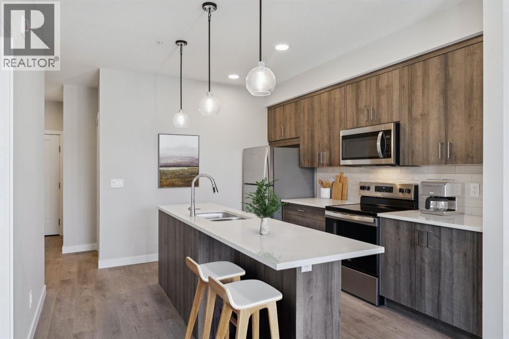 Apartment for Sale in 412, 700 Shawnee Square SW|Calgary, Alberta T2Y0Z6 2