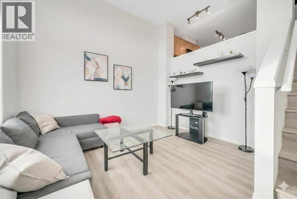 Row / Townhouse for Sale in 997 New Brighton Gardens SE|Calgary, Alberta T2Z0A2 2