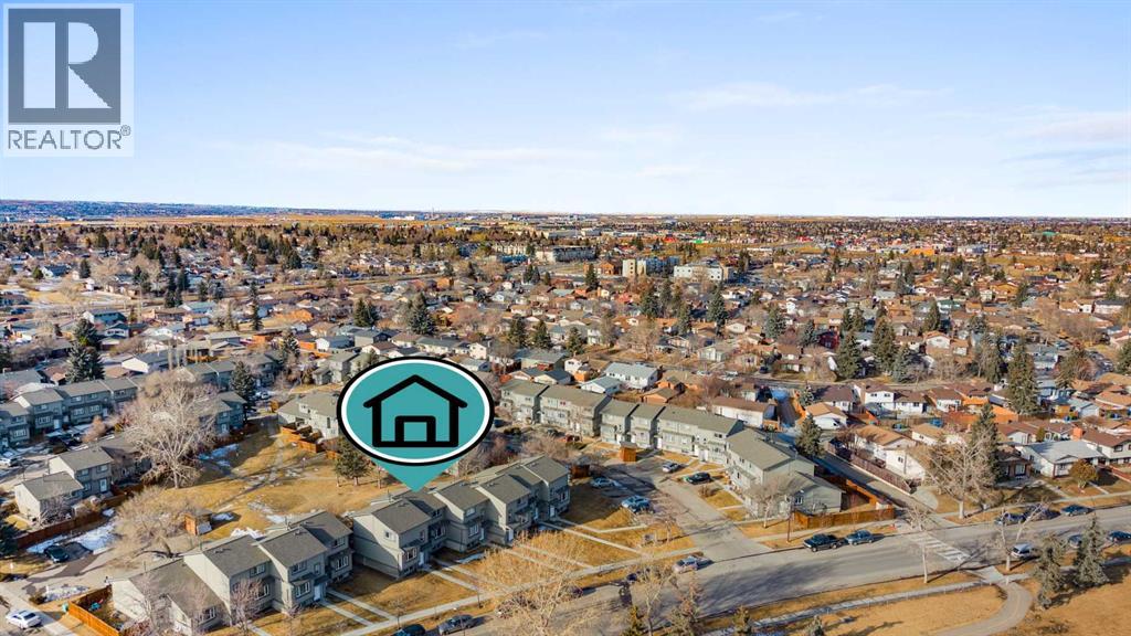 Row / Townhouse for Sale in 44, 12 Templewood Drive NE|Calgary, Alberta T1Y4R7 2