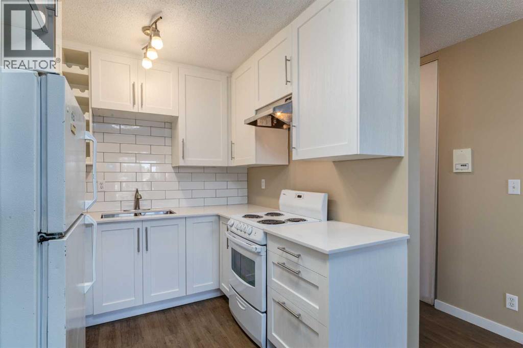 Apartment for Sale in 405C, 5601 Dalton Drive NW|Calgary, Alberta T3A2E2 5