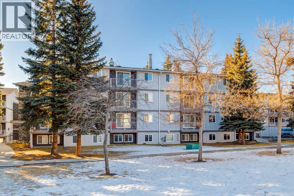 Apartment for Sale in 405C, 5601 Dalton Drive NW|Calgary, Alberta T3A2E2