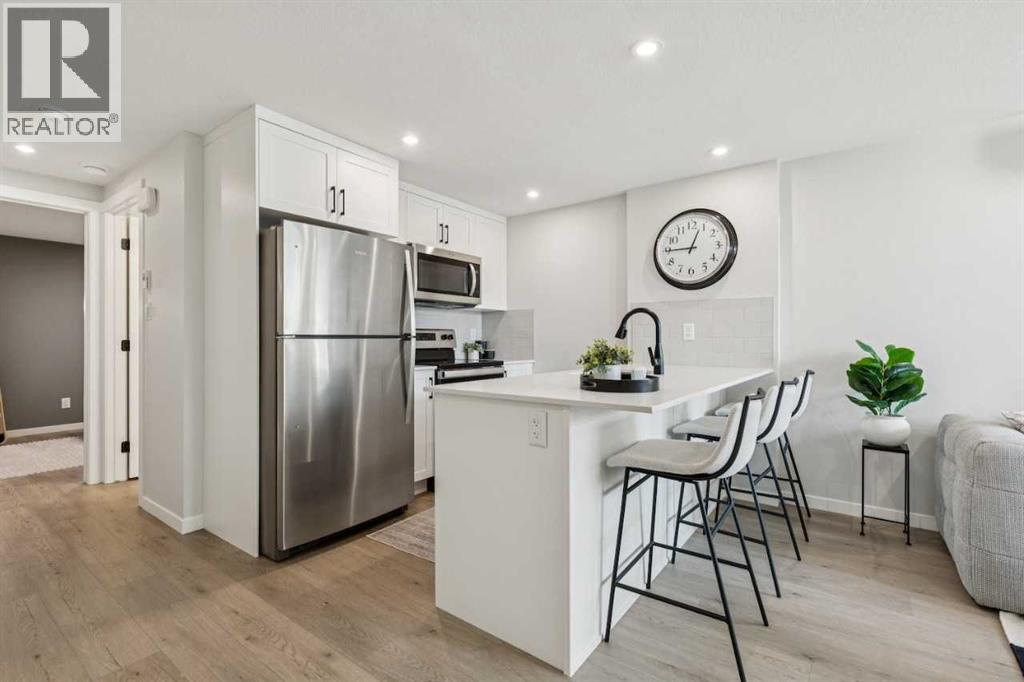 Row / Townhouse for Sale in 14679 1 Street NE|Calgary, Alberta T4B3P6 3