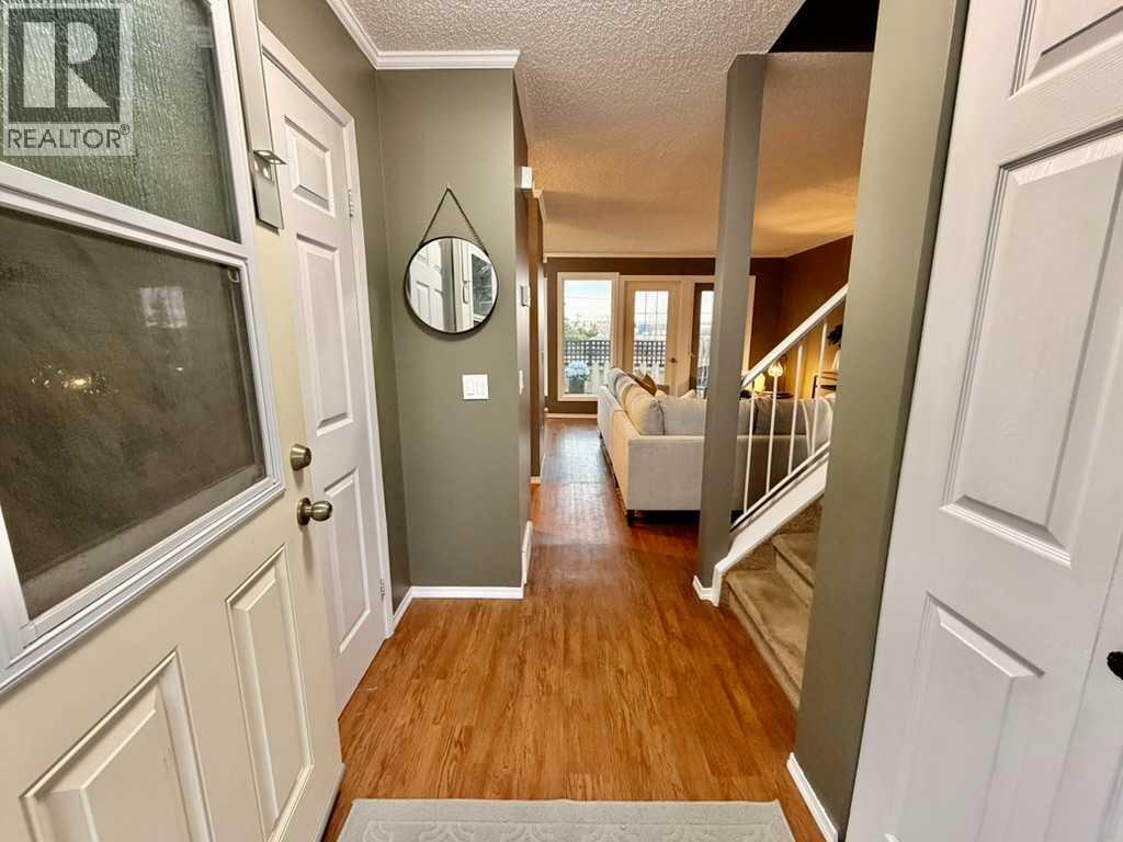 Row / Townhouse for Sale in 6, 99 Grier Place NE|Calgary, Alberta T2K5Y5 4