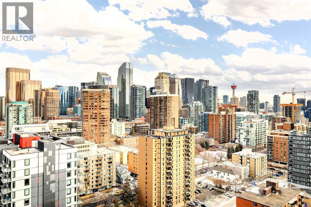 Apartment for Sale in 2000, 817 15 Avenue SW|Calgary, Alberta T2R0H8 3