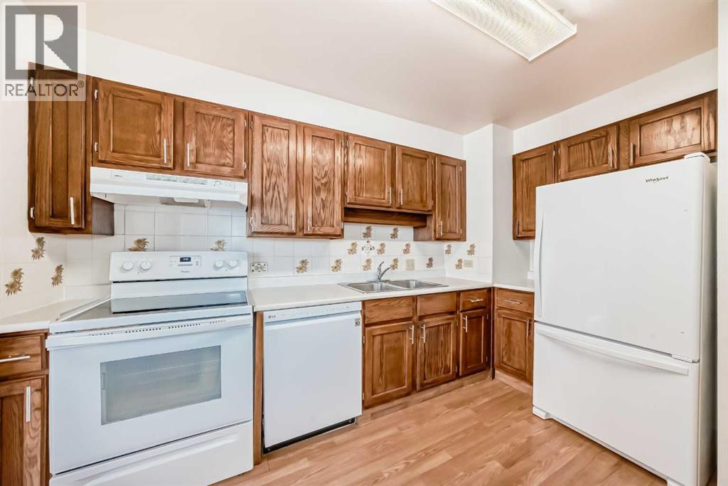 Apartment for Sale in 607, 330 26 Avenue SW|Calgary, Alberta T2S2T3 4