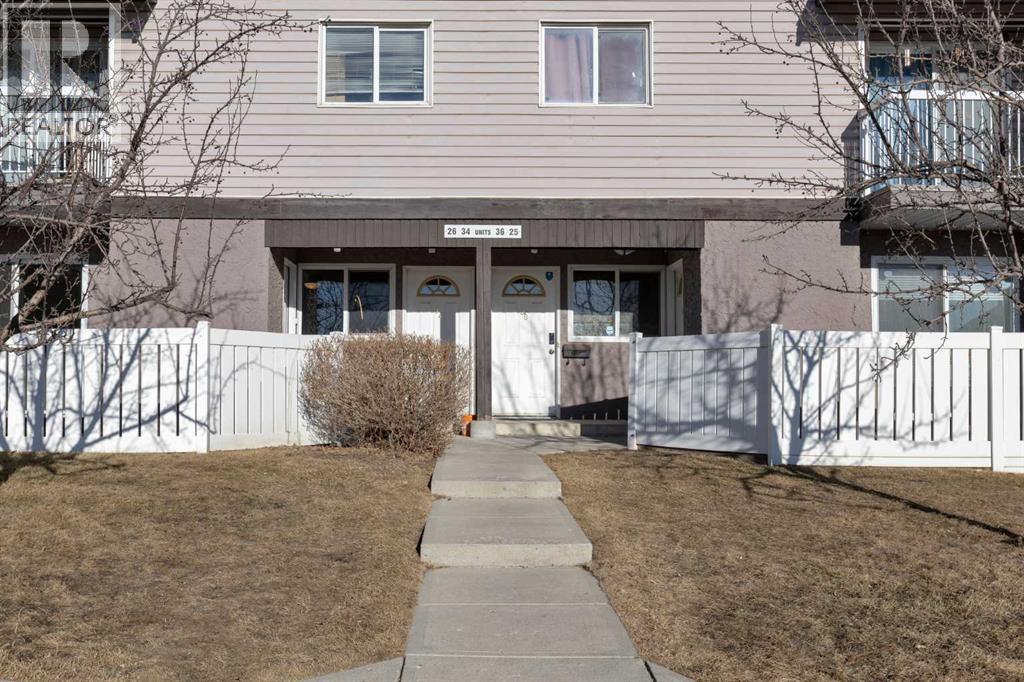Row / Townhouse for Sale in 26, 3800 Fonda Way SE|Calgary, Alberta T2A6G8 3