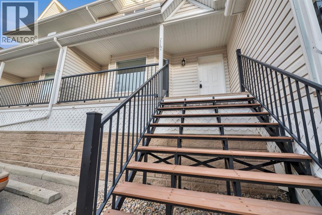 Row / Townhouse for Sale in 117, 950 Arbour Lake Road NW|Calgary, Alberta T3G5B3 2
