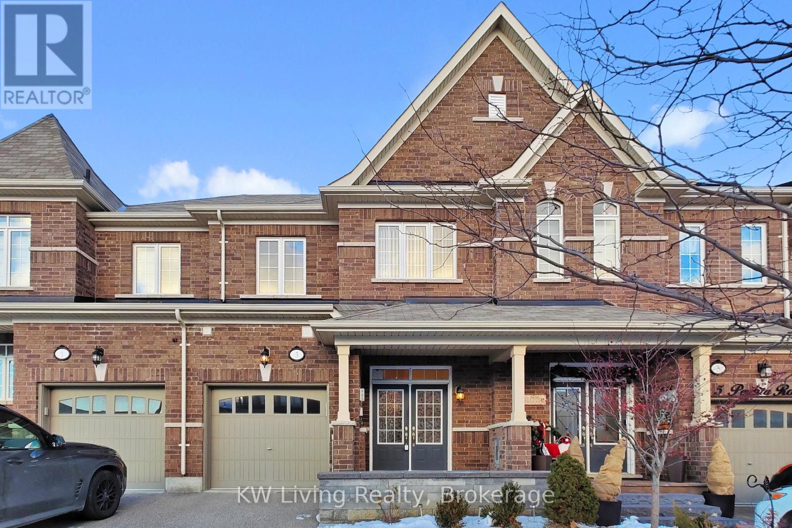 Row / Townhouse for Sale in 3 PERDITA ROAD|Brampton (Bram West), Ontario L6Y6B1 2