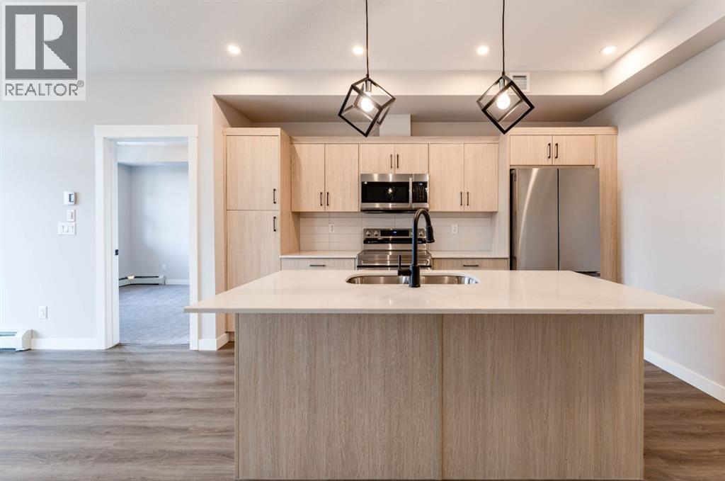 Apartment for Sale in 2312, 55 Lucas Way NW|Calgary, Alberta T3P2C7