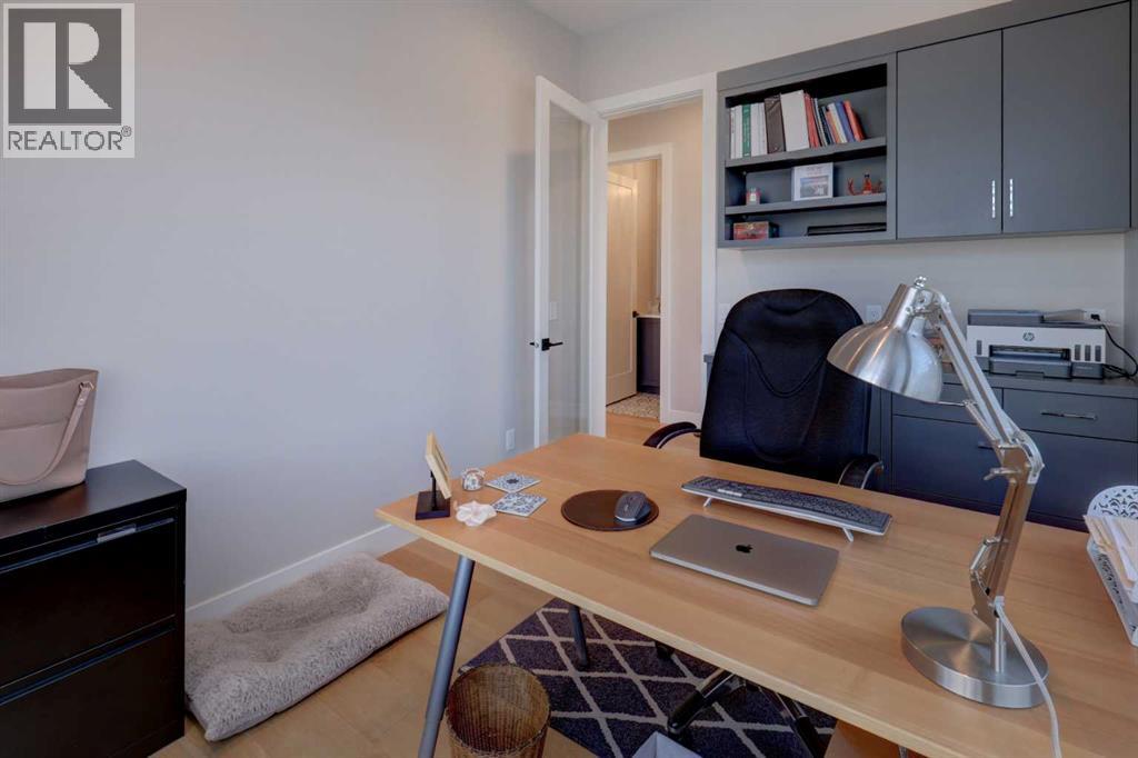 House for Sale in 3902 19 Street SW|Calgary, Alberta T2T4X9 4