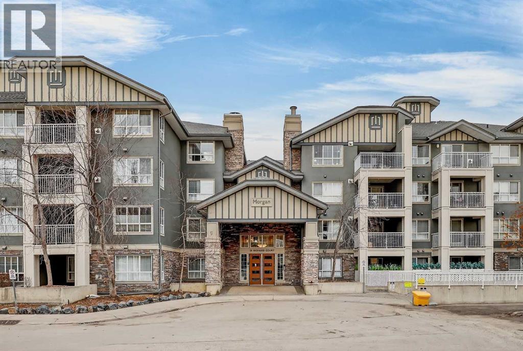 Apartment for Sale in 406, 35 Richard Court SW|Calgary, Alberta T3E7N9