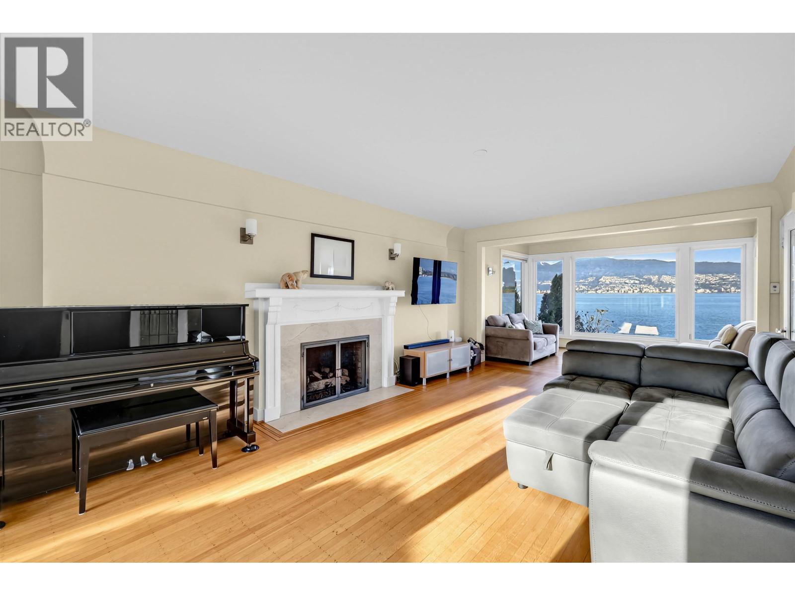 For sale: 3131 POINT GREY ROAD, Vancouver, British Columbia V6K1B3 ...