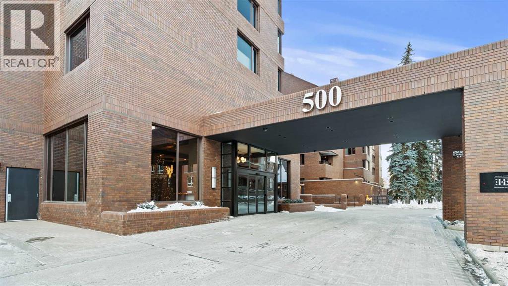 Apartment for Sale in 1002A, 500 Eau Claire Avenue SW|Calgary, Alberta T2P3R8 2