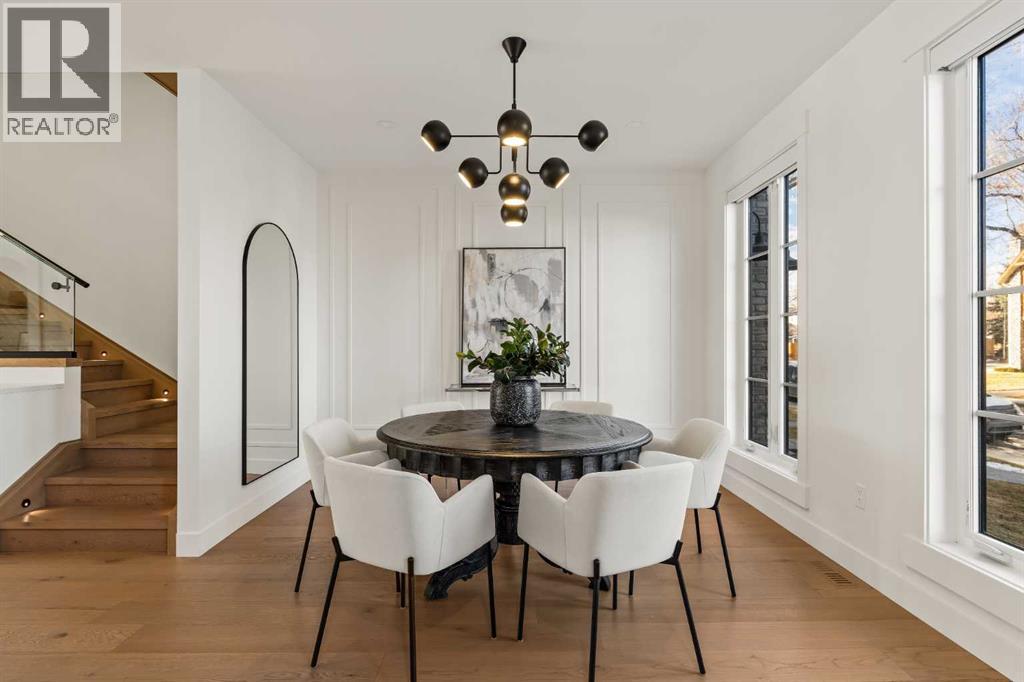 Duplex for Sale in 2041 47 Avenue SW|Calgary, Alberta T2T2S7 4