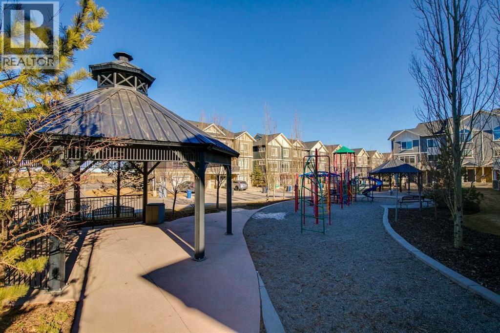 Row / Townhouse for Sale in 605 Evanston Manor NW|Calgary, Alberta T3P0R9 5