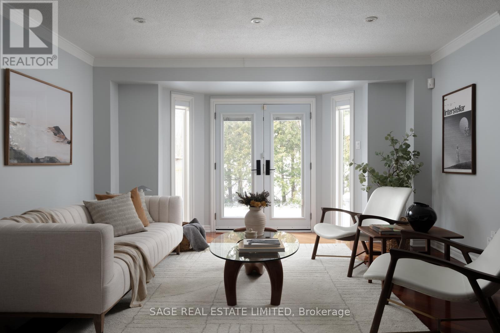 Row / Townhouse for Sale in 2929 REDBUD AVENUE|Oakville (CV Clearview), Ontario L6J7J4