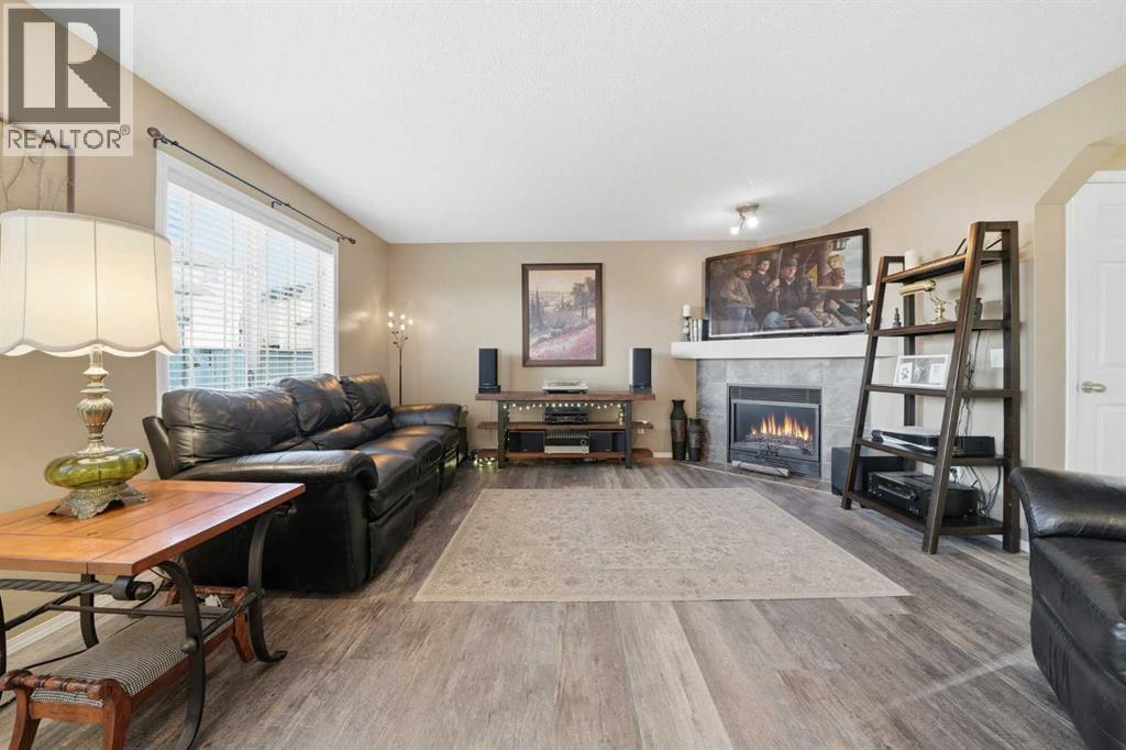 House for Sale in 14 Kincora Drive NW|Calgary, Alberta T3R1K8 4