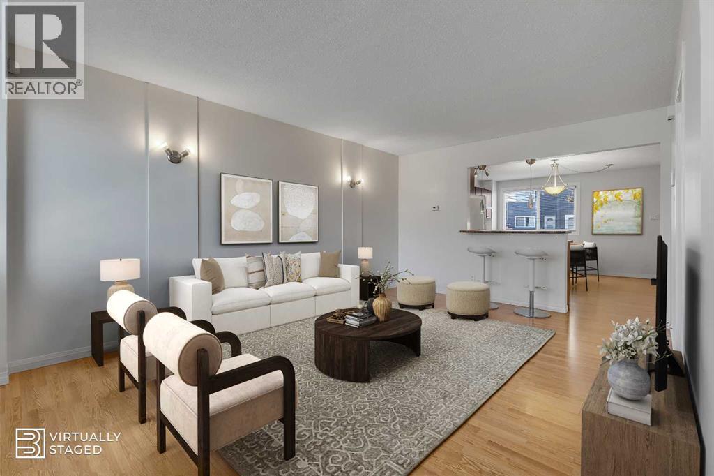 Row / Townhouse for Sale in 314, 2211 19 Street NE|Calgary, Alberta T2E4Y5 2