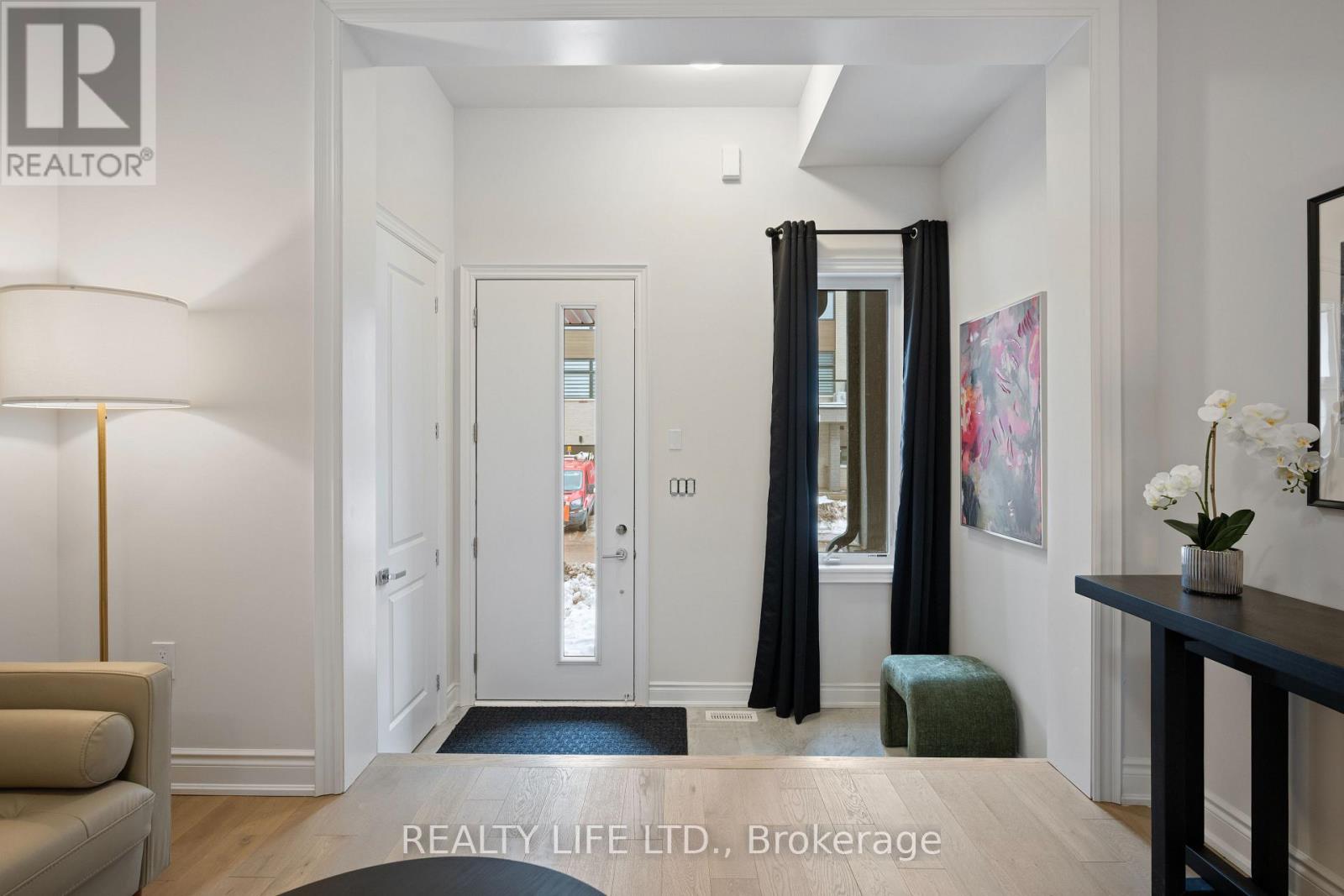 Row / Townhouse for Sale in 1280 ANTHONIA TRAIL|Oakville (JM Joshua Meadows), Ontario L6H7Y6 5