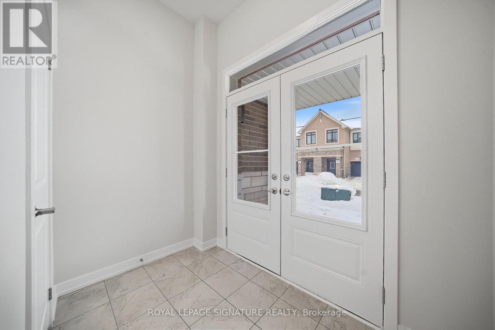 Row / Townhouse for Sale in 1201 DARTMOUTH CRESCENT|Oakville (JM Joshua Meadows), Ontario L6H8C3 2