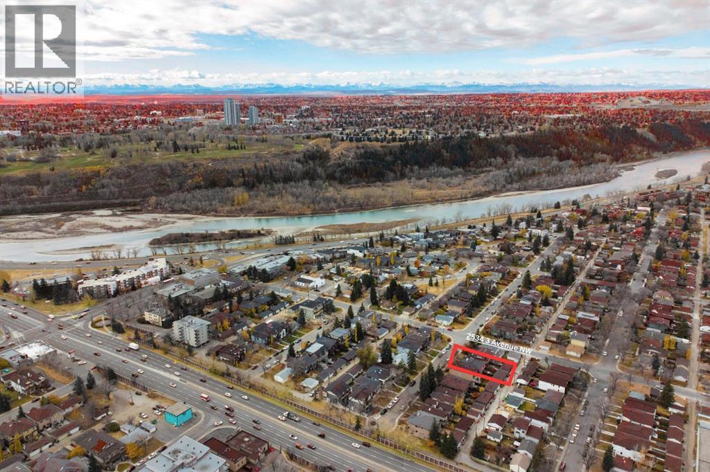 Duplex for Sale in 2534 3 Avenue NW|Calgary, Alberta T2N0L3 3