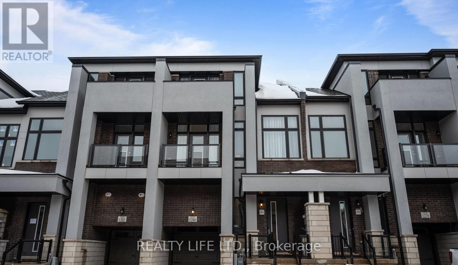 Row / Townhouse for Sale in 1280 ANTHONIA TRAIL|Oakville (JM Joshua Meadows), Ontario L6H7Y6