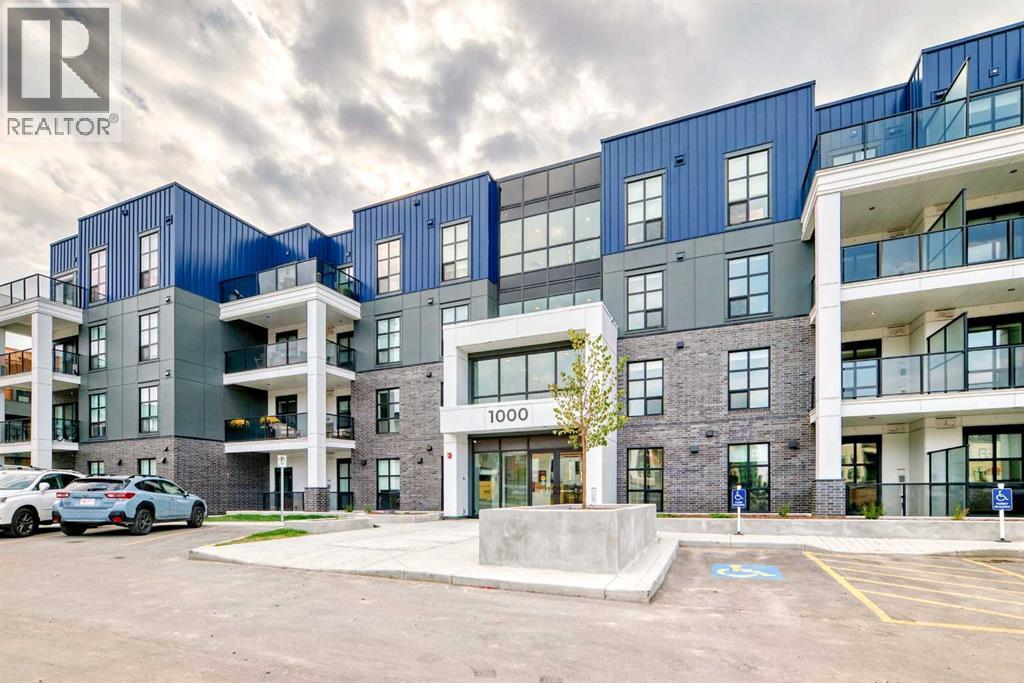 Apartment for Sale in 1319, 4270 Norford Avenue NW|Calgary, Alberta T3B6P8 3