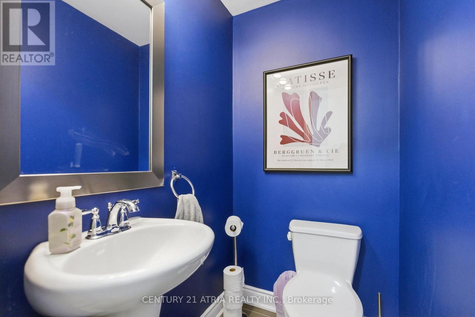 Row / Townhouse for Sale in 22 - 2172 TRAFALGAR ROAD|Oakville (RO River Oaks), Ontario L6H0N4 5