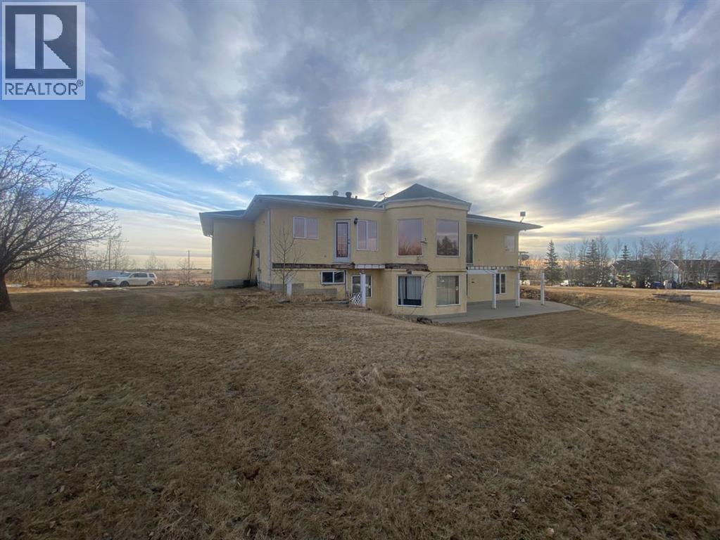 House for Sale in 283210A Township Road 244B|Conrich, Alberta T2M4L5 5