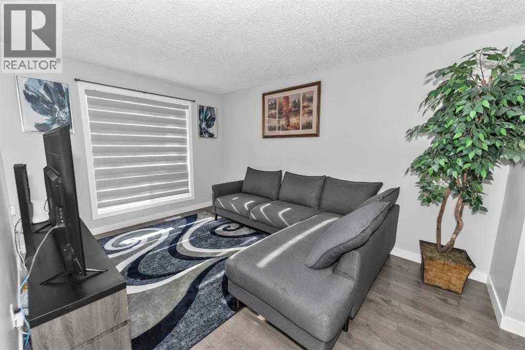 Row / Townhouse for Sale in 151, 6915 Ranchview Drive NW|Calgary, Alberta T3G1R8 3