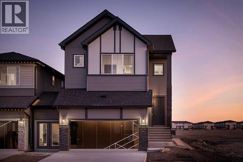 House for Sale in 259 Corner Glen Gardens NE|Calgary, Alberta T3N2P7