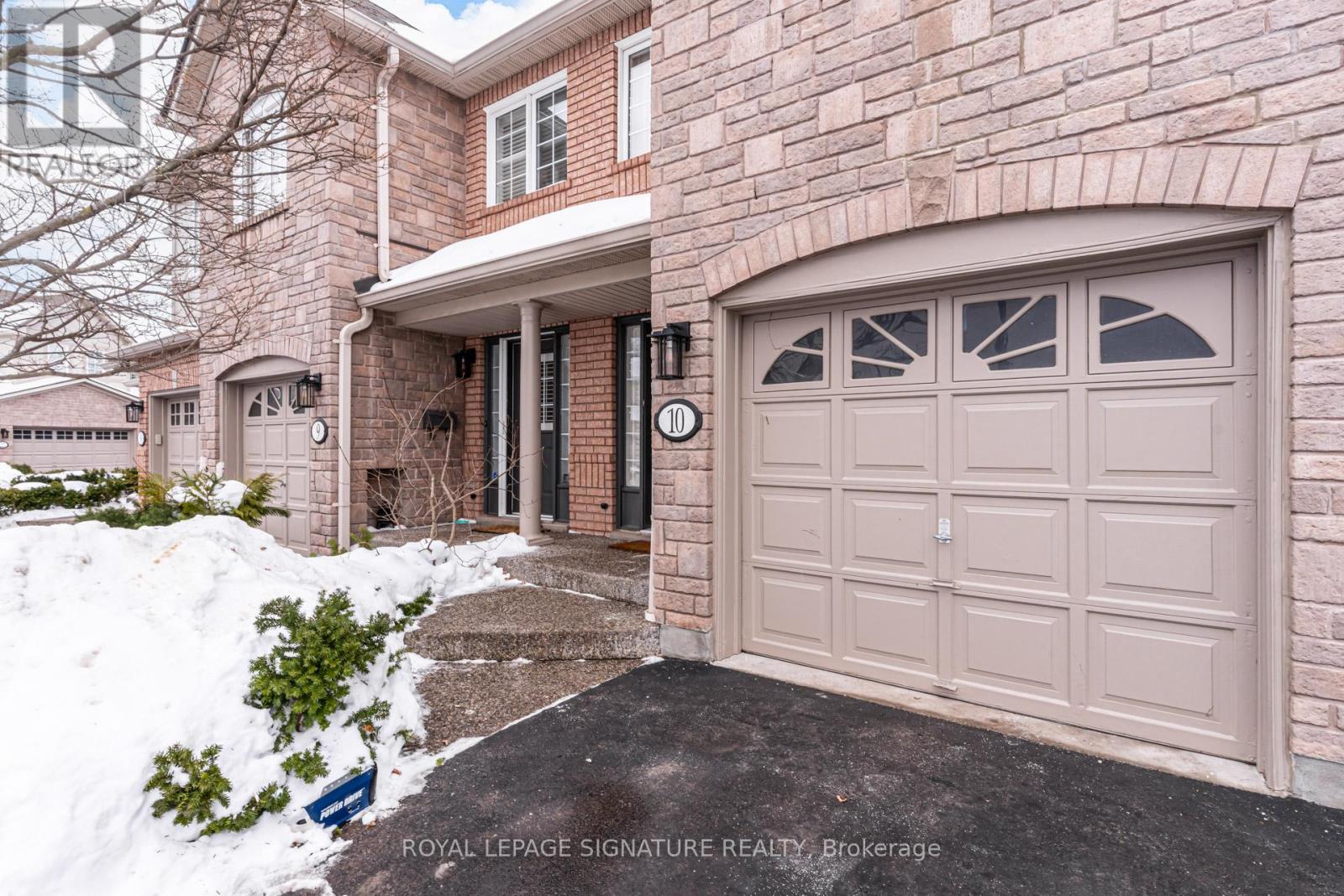 Row / Townhouse for Sale in 10 - 1050 GRAND BOULEVARD|Oakville (FA Falgarwood), Ontario L6H2S5 5