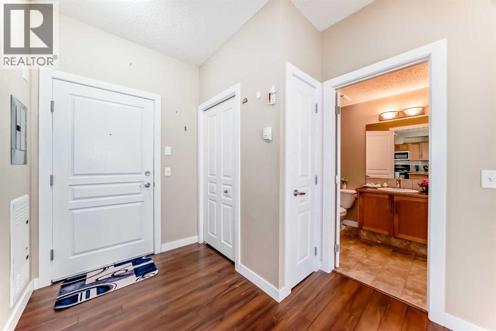 Apartment for Sale in 203, 48 Panatella Road NW|Calgary, Alberta T3K0V4 4