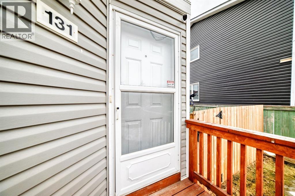 House for Sale in 131 Taradale Drive NE|Calgary, Alberta T3J2R7 3