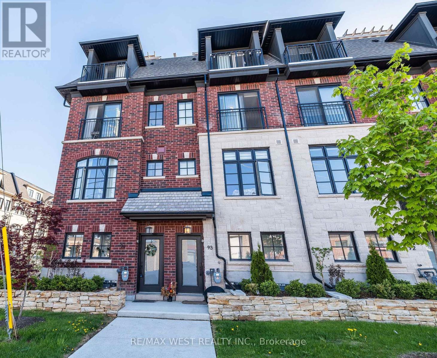 Row / Townhouse for Sale in TH94 - 150 JOYMAR DRIVE|Mississauga (Streetsville), Ontario L5M2P6