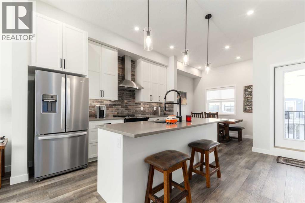 Row / Townhouse for Sale in 188 LES JARDINS Park SE|Calgary, Alberta T2C5V3 2