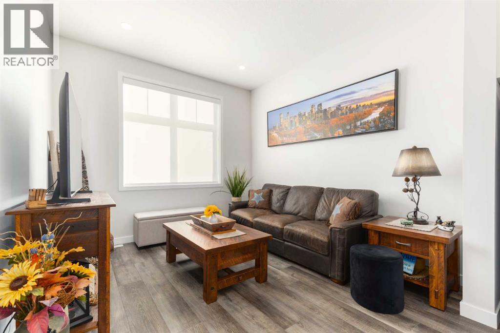 Row / Townhouse for Sale in 188 LES JARDINS Park SE|Calgary, Alberta T2C5V3 3