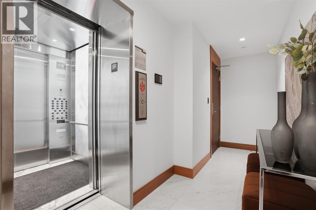 Apartment for Sale in 907, 738 1 Avenue SW|Calgary, Alberta T2P5G8 5