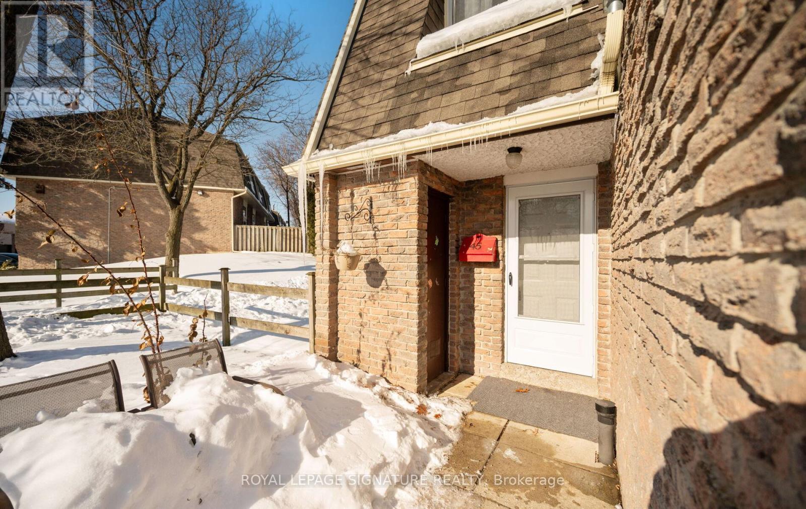 Row / Townhouse for Sale in 7430 COPENHAGEN ROAD|Mississauga (Meadowvale), Ontario L5N2C4 5