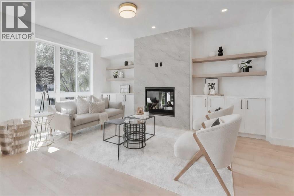 Duplex for Sale in 518 22 Avenue NW|Calgary, Alberta T2M1N6 3