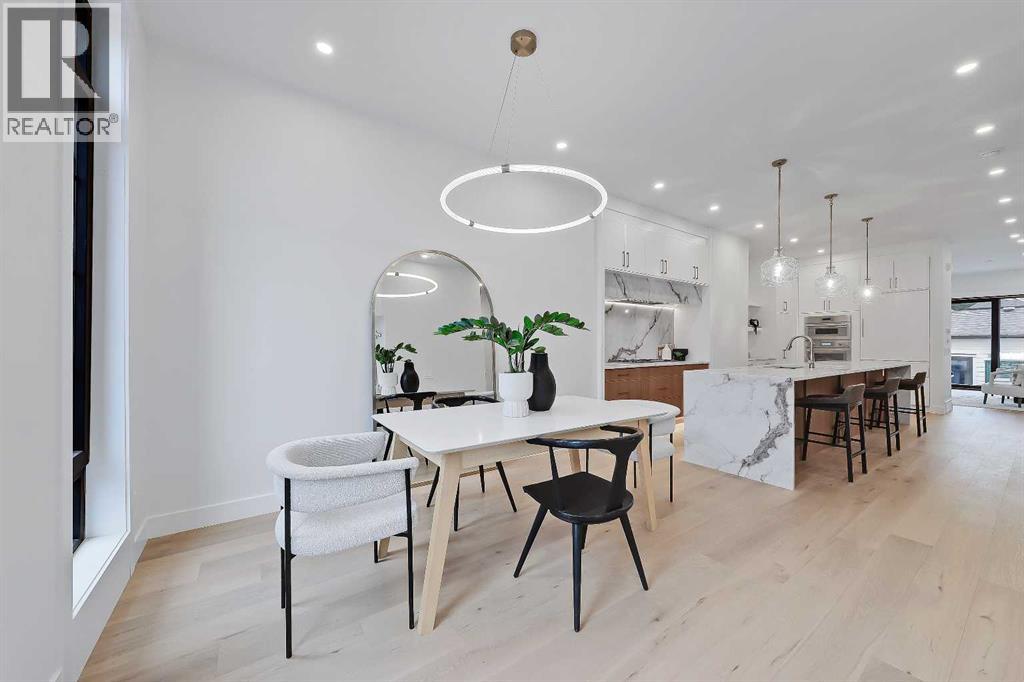 House for Sale in 2720 5 Avenue NW|Calgary, Alberta T2N0T8 3