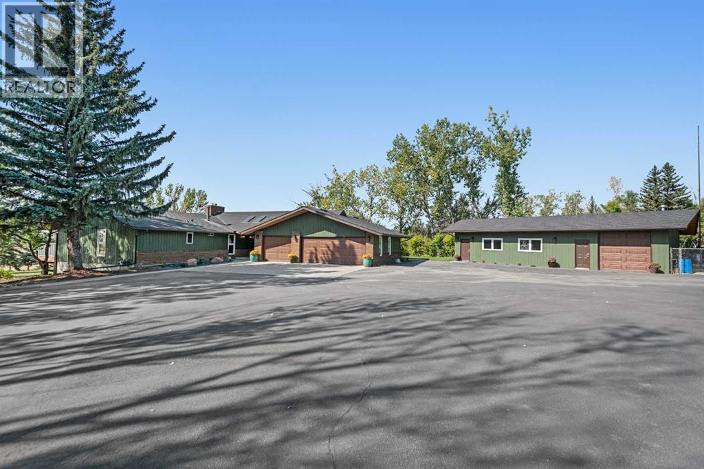 House for Sale in 5 Georgian Estates|Rural Rocky View County, Alberta T1Z0L1 3