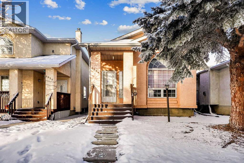 House for Sale in 6934 Laguna Way NE|Calgary, Alberta T1Y6W2 3