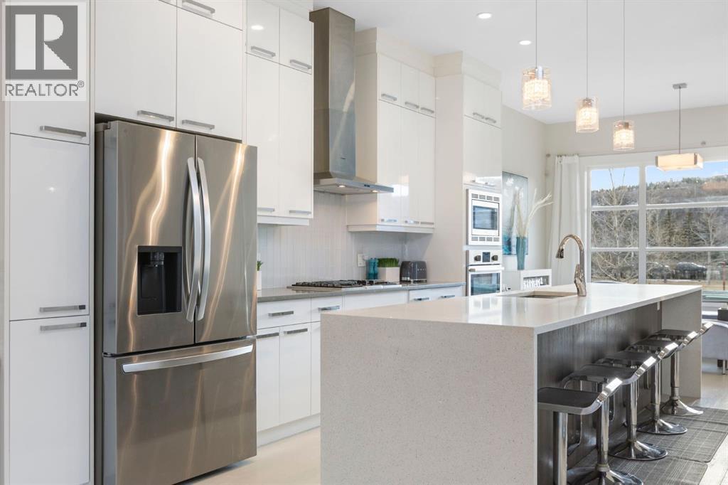 Duplex for Sale in 1810 43 Street NW|Calgary, Alberta T3B6E6 5